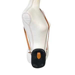 Divina Firenze Amanda Genuine Leather Two Tone Pebbled Leather Crossbody Bag